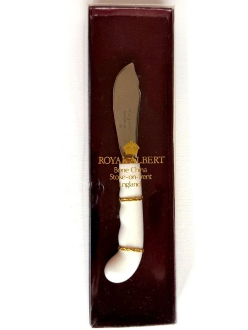 Royal Albert VAL D'OR Butter Knife Bone China Handle Stainless England Vintage